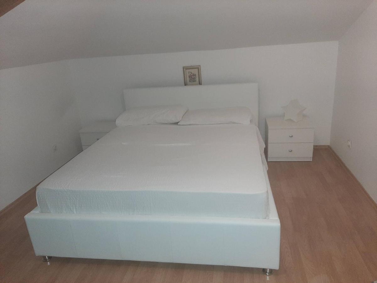 Apartment Mara ดูบรอฟนิก ภายนอก รูปภาพ